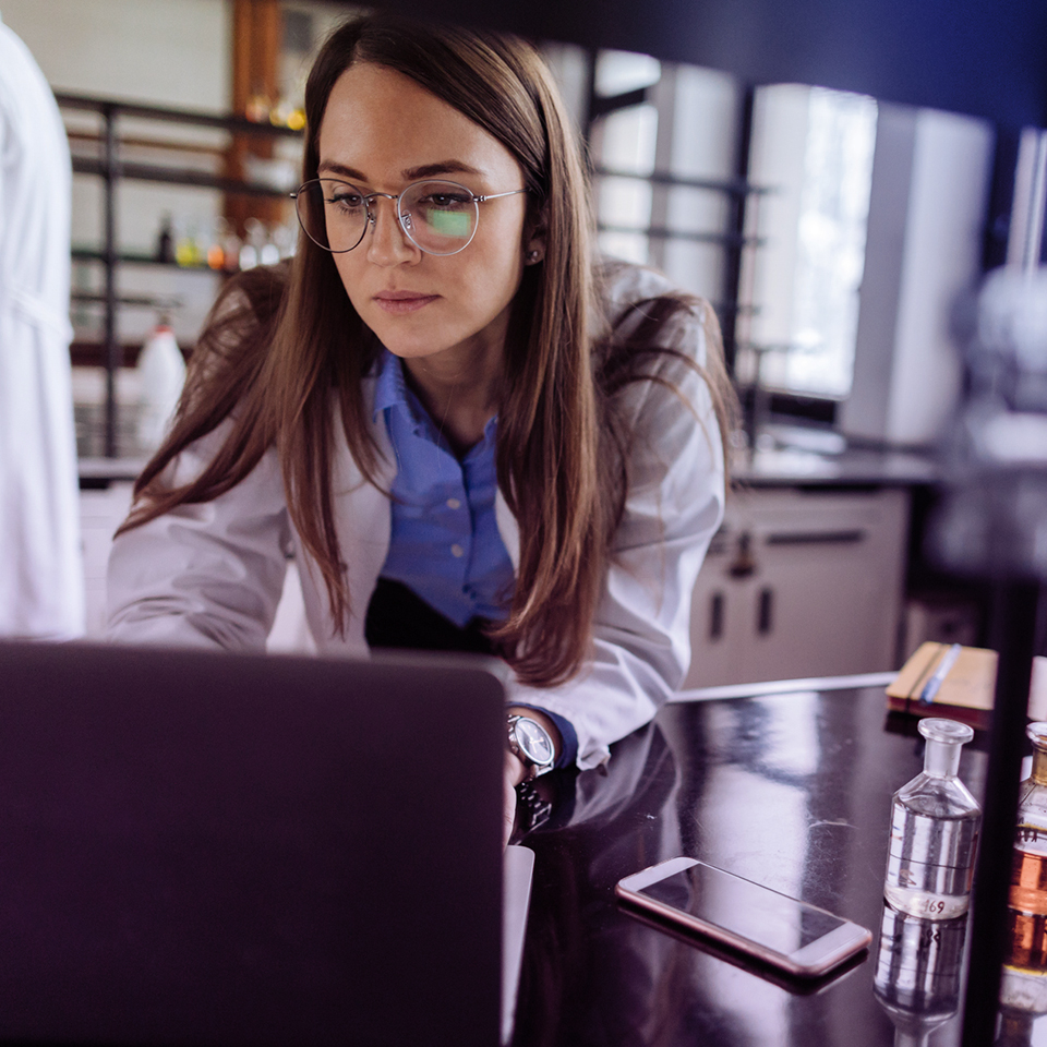 Automating the Lab through AI and Computer Vision