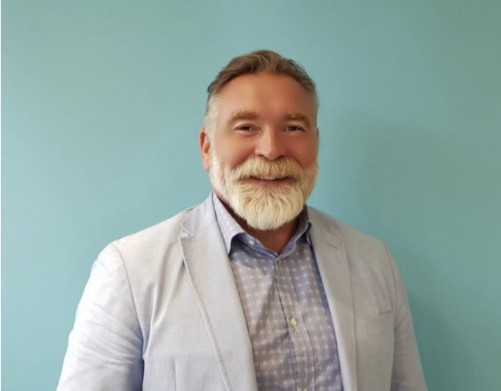 Ian Max Ewart , Director, Wealth Management Strategy, Fintego