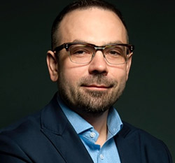 Marek Betka , Engagement Director, fintego